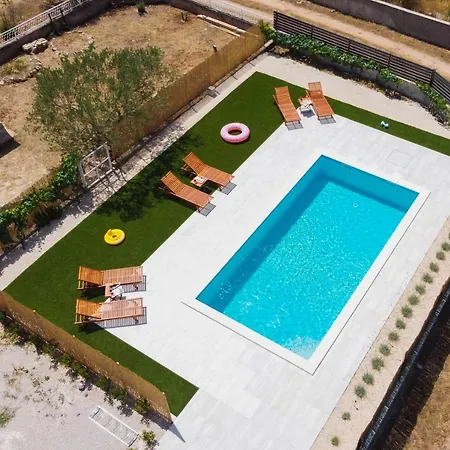 Brkic, Krka Np With Pool