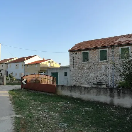 Brkić, Krka Np With Pool Appartement