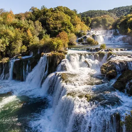 Brkić, Krka Np With Pool Appartement *