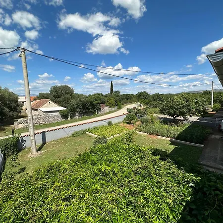 Brkic, Krka Np With Pool *