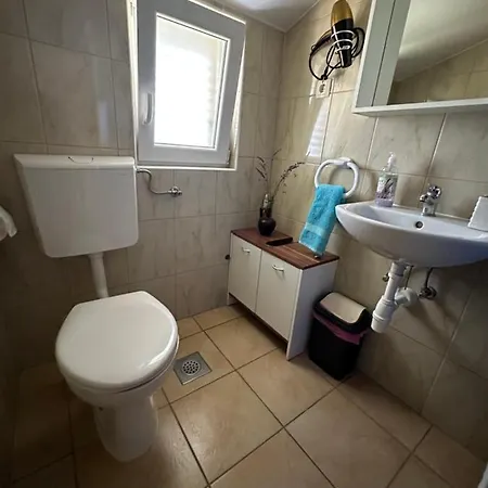 Brkić, Krka Np With Pool Lozovac