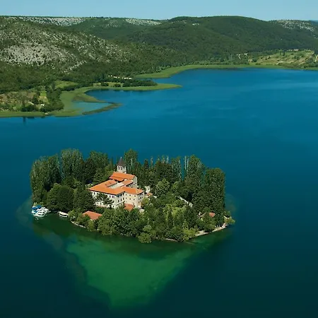 Brkic, Krka Np With Pool Lägenhet *