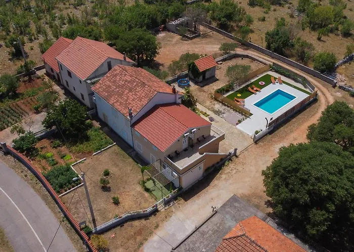 Brkic, Krka Np With Pool Appartement *