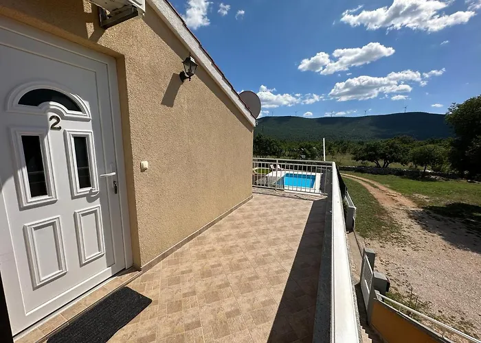 Brkic, Krka Np With Pool Lozovac