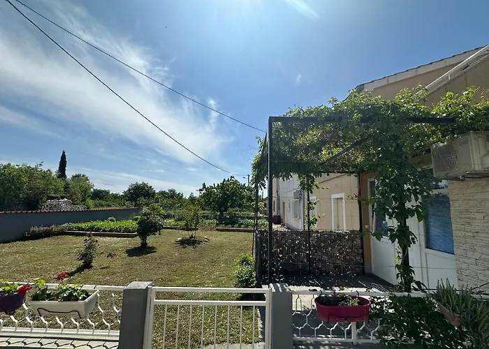 Brkic, Krka Np With Pool * Lozovac