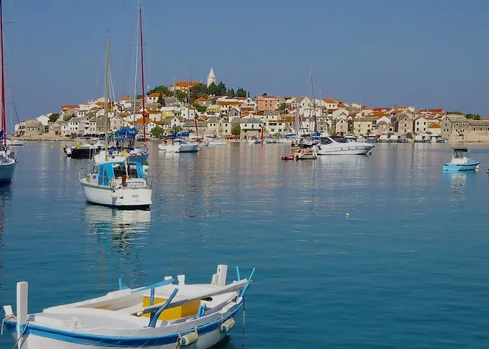 Appartement Brkic, Krka Np With Pool
