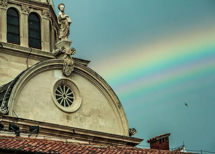 Brkic, Krka Np With Pool