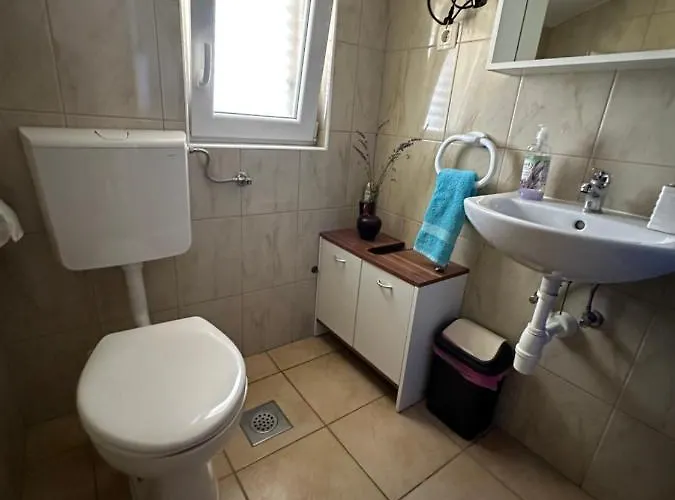 Brkic, Krka Np With Pool Lozovac