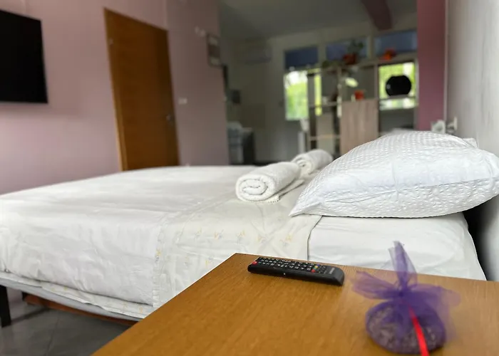 Brkic, Krka Np With Pool Apartment *