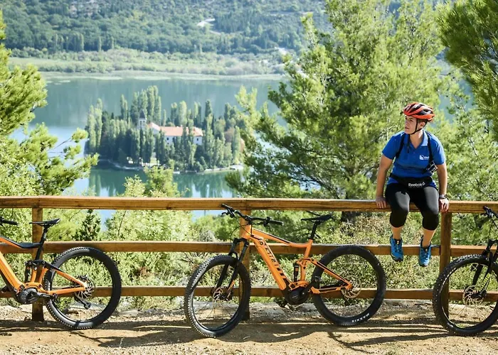 Apartment Brkic, Krka Np With Pool Lozovac